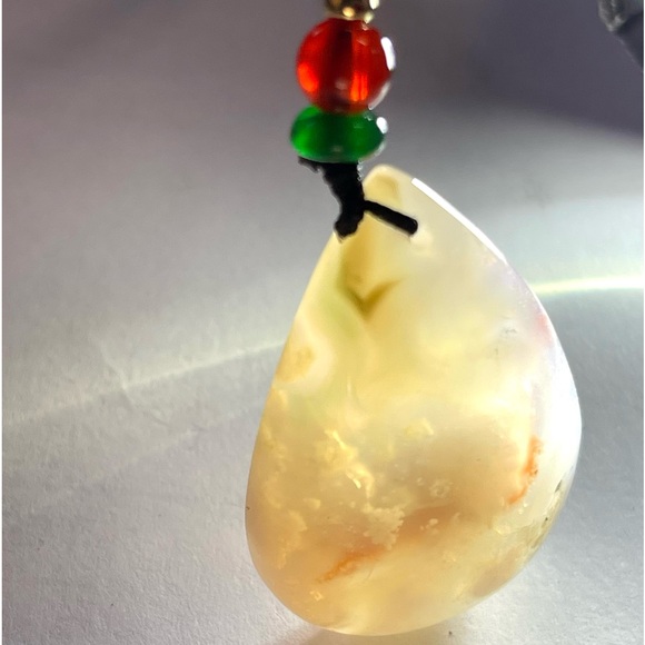 Natural Flower Agate Pendant with Cord Necklace Crystal Gemstone - Picture 3 of 13